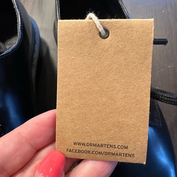 Dr Martens NWT size 41 - Picture 8 of 11